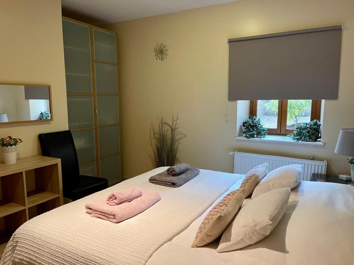 Gites Du Caylar - Chambres Et Appartments เลอเกลาร์ ภายนอก รูปภาพ