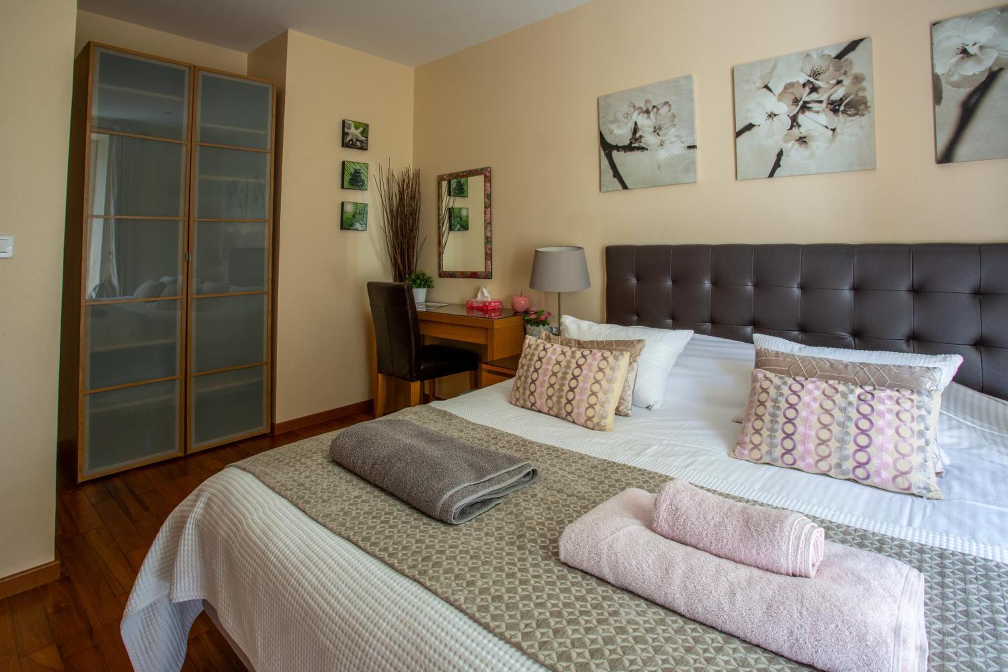 Gites Du Caylar - Chambres Et Appartments เลอเกลาร์ ภายนอก รูปภาพ