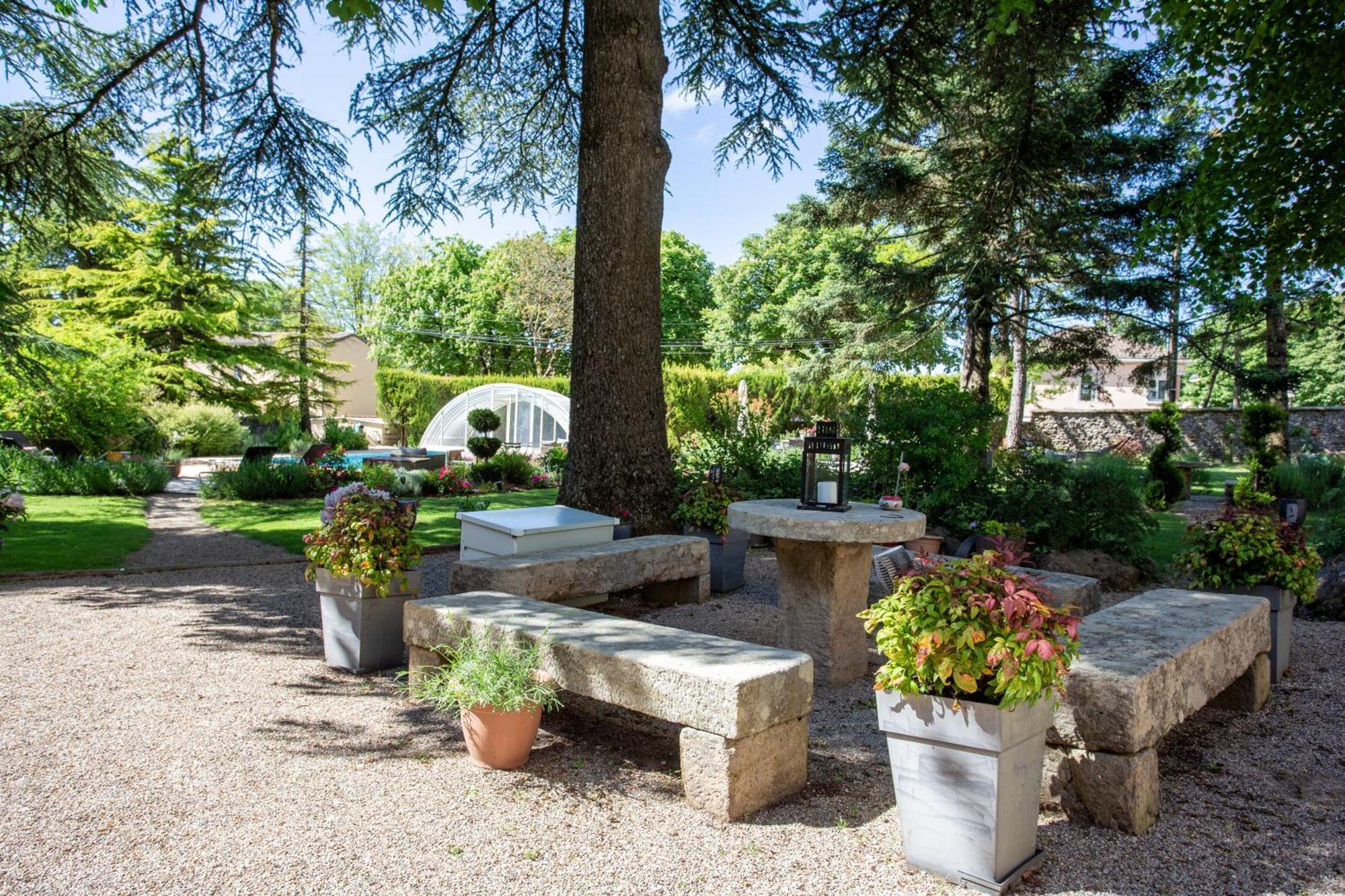 Gites Du Caylar - Chambres Et Appartments เลอเกลาร์ ภายนอก รูปภาพ