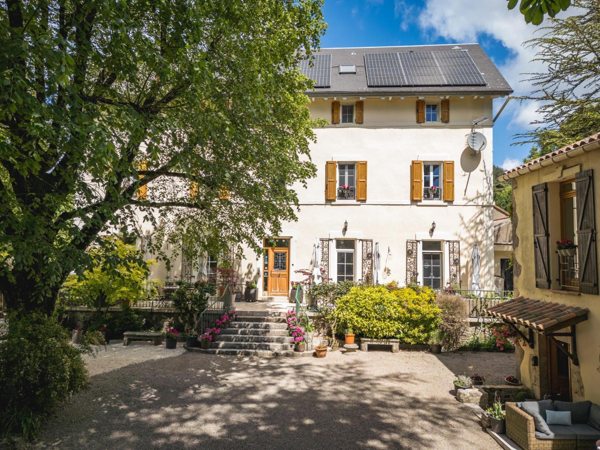Gites Du Caylar - Chambres Et Appartments เลอเกลาร์ ภายนอก รูปภาพ
