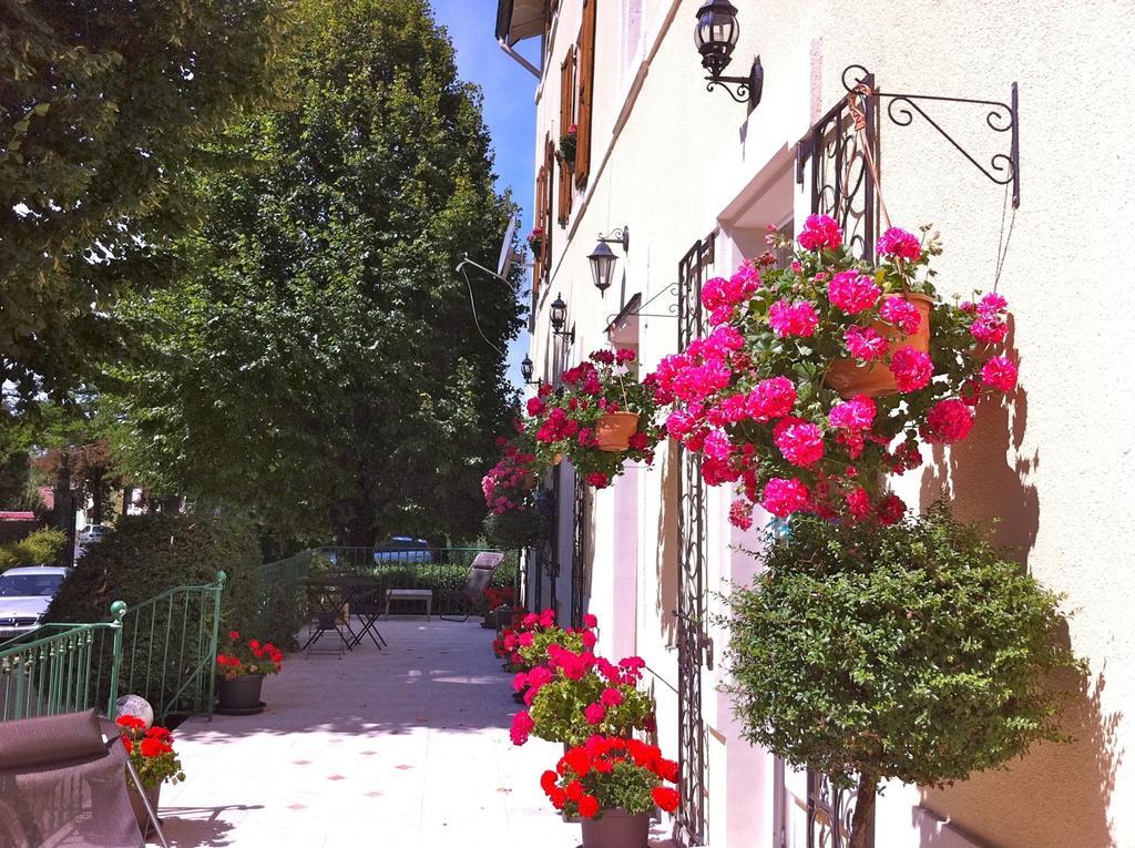 Gites Du Caylar - Chambres Et Appartments เลอเกลาร์ ภายนอก รูปภาพ